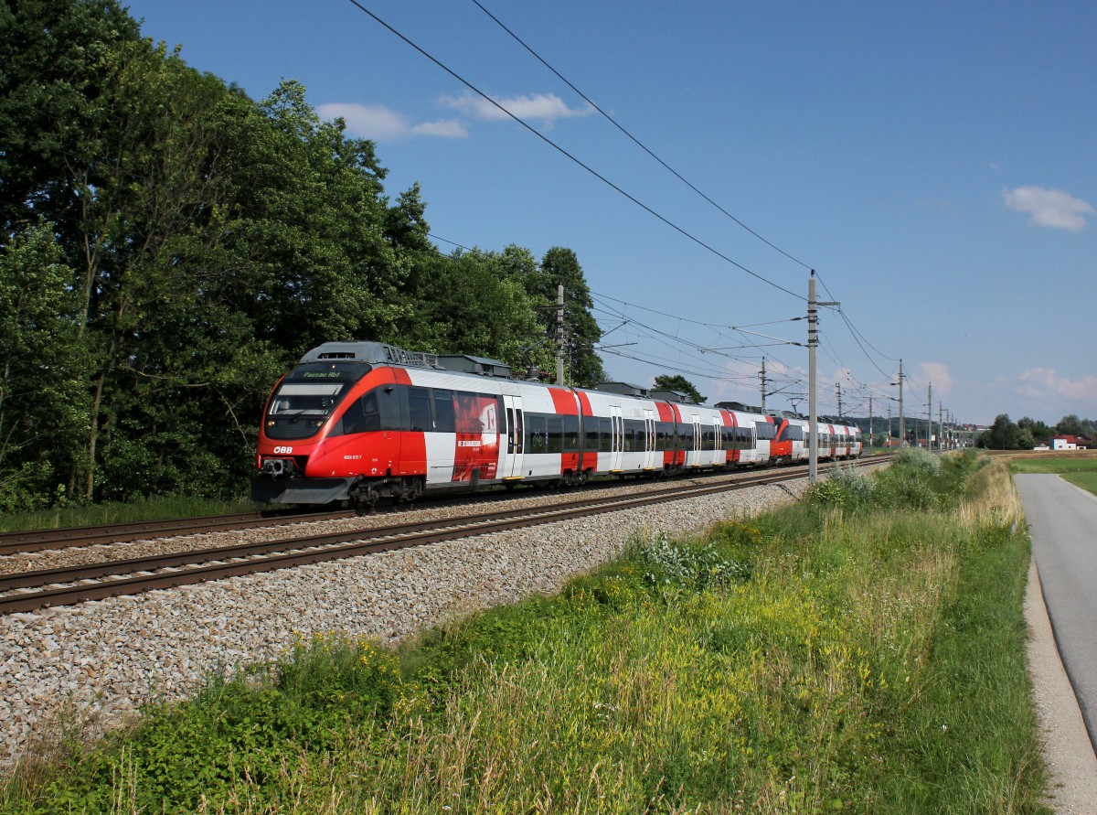 Der 4024 013 als REX nach Passau am 28.06.2015 unterwegs bei Taufkirchen a. d. Pram.