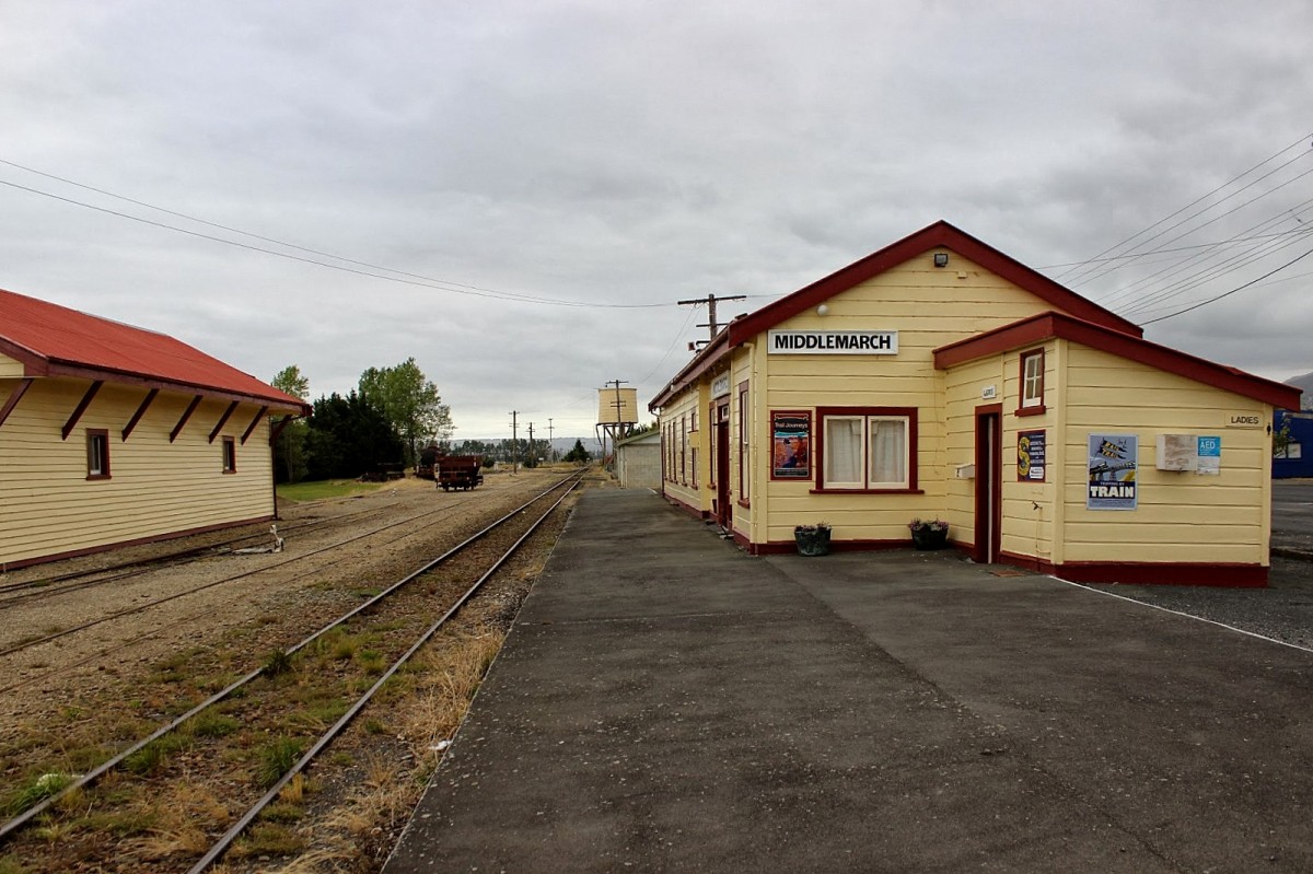 Der Bahnhof von Middlemarch in Neuseeland, einer  kleinen Gemeinde am 21.01.2014 , nachmittags.Aufnahme  vom Sohn des Fotografen, Veröffentlichungserlaubnis liegt vor. 