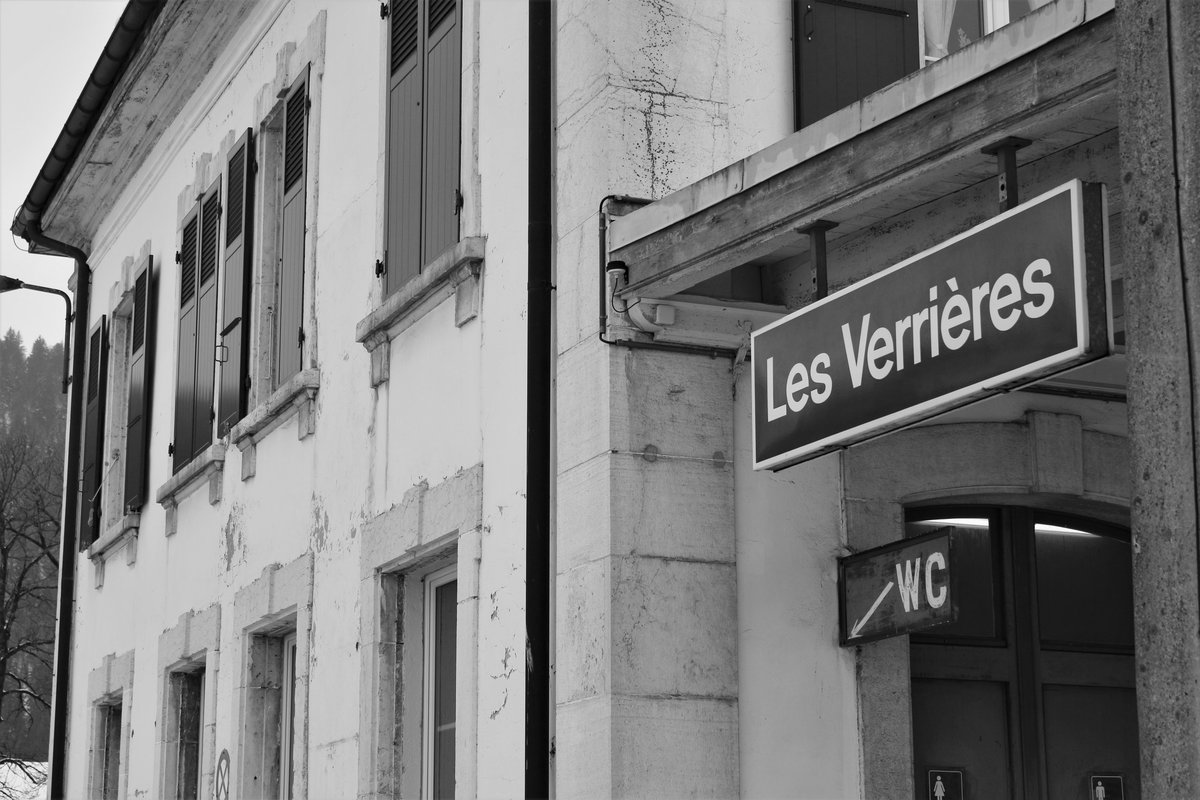 Der ehemaliger Bahnhof Les Verrières...

Der Bahnhof bekam am 3. März 2018 Besuch von der 01 202 des Vereins Pacific.