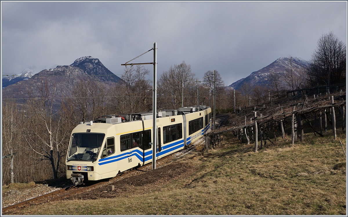 Der FART Centovalli-Express als D 43 CEX auf der Fahrt von Domodossola nach Locarno kurz vor Trontano.
1. März 2017