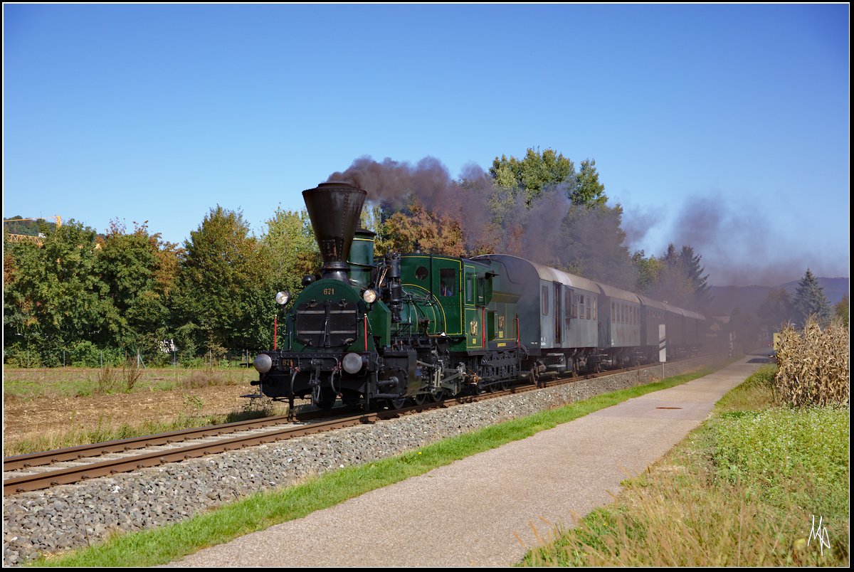 Der GKB-Sonderzug zwischen Straßgang und Premstätten-Tobelbad auf seiner Fahrt nach Köflach. (15.09.2018)