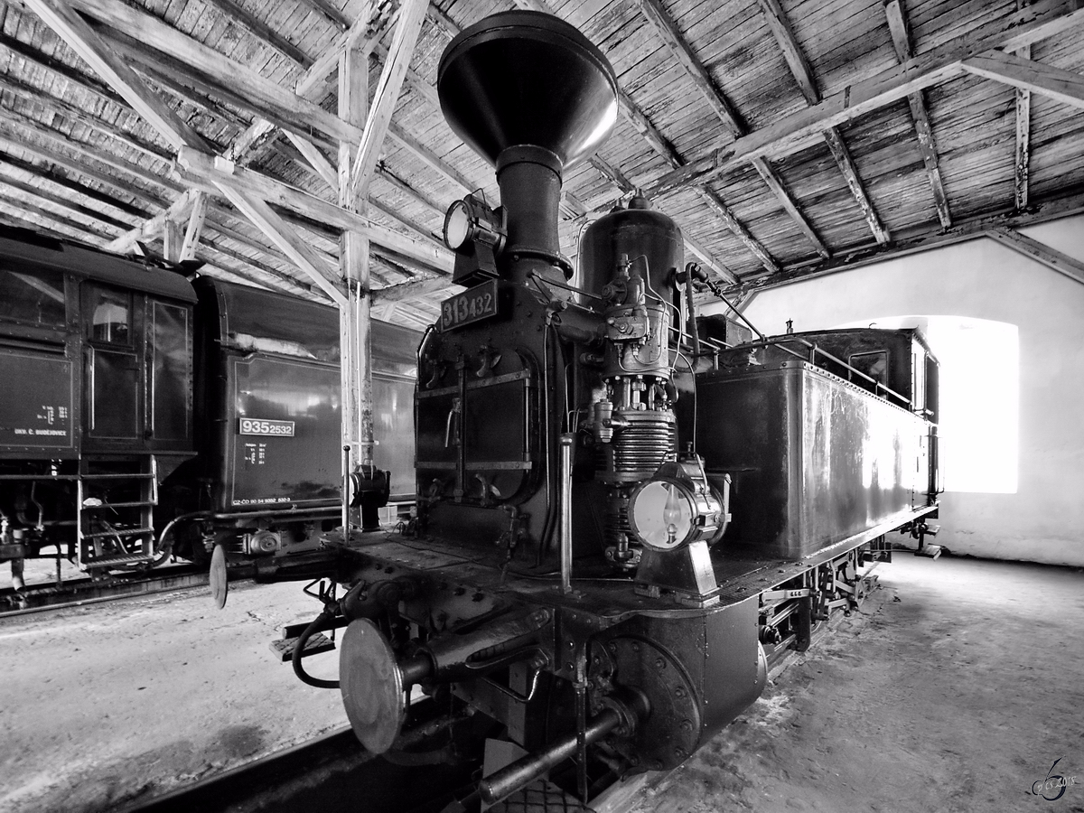 Die Dampflokomotive 313 432 Anfang April 2018 im Eisenbahnmuseum Lužná u Rakovníka.
