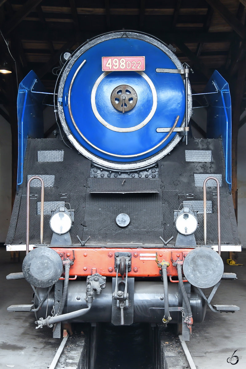 Die Dampflokomotive 498 022 Anfang April 2018 im Eisenbahnmuseum Lužná u Rakovníka.