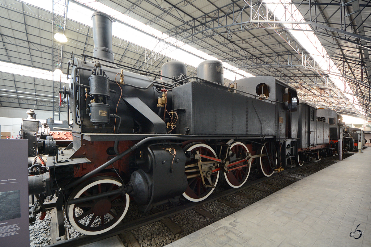 Die Dampflokomotive 880 159 im Museum für Wissenschaft und Technik in Mailand (April 2015)