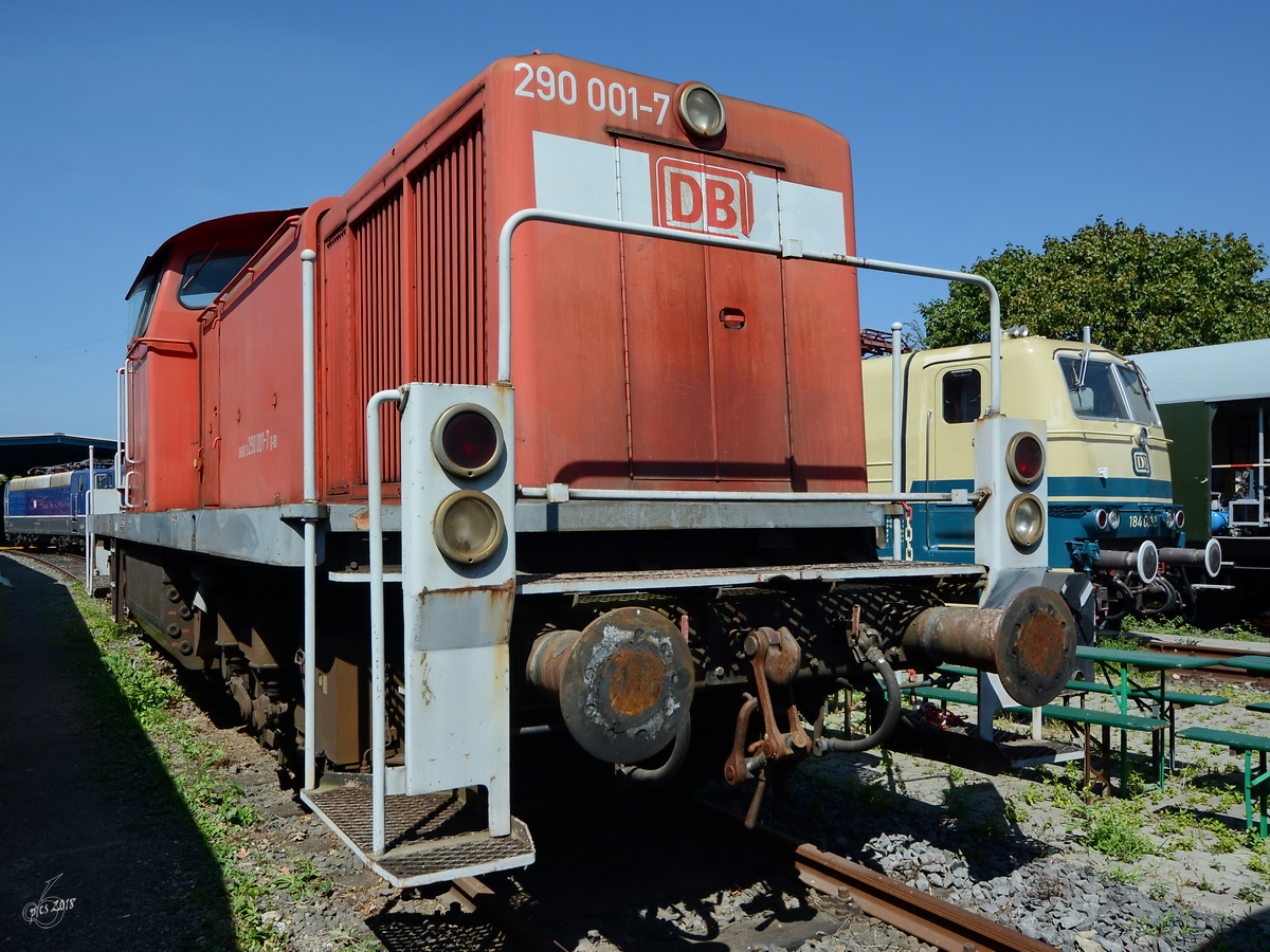 Die Diesellokomotive 290 001-7 im August 2018 im Eisenbahnmuseum Koblenz.