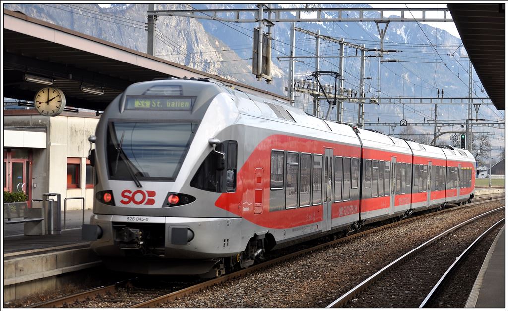 S4 23444 (St.Galler SBahn rund um den Säntis) auf der Linthbrücke