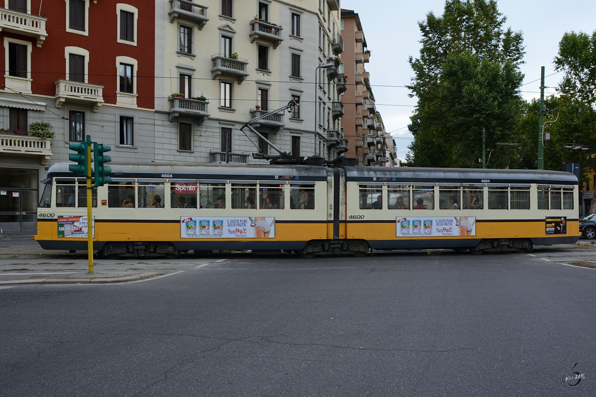 Die Tram 4604 in Mailand. (Juni 2014)