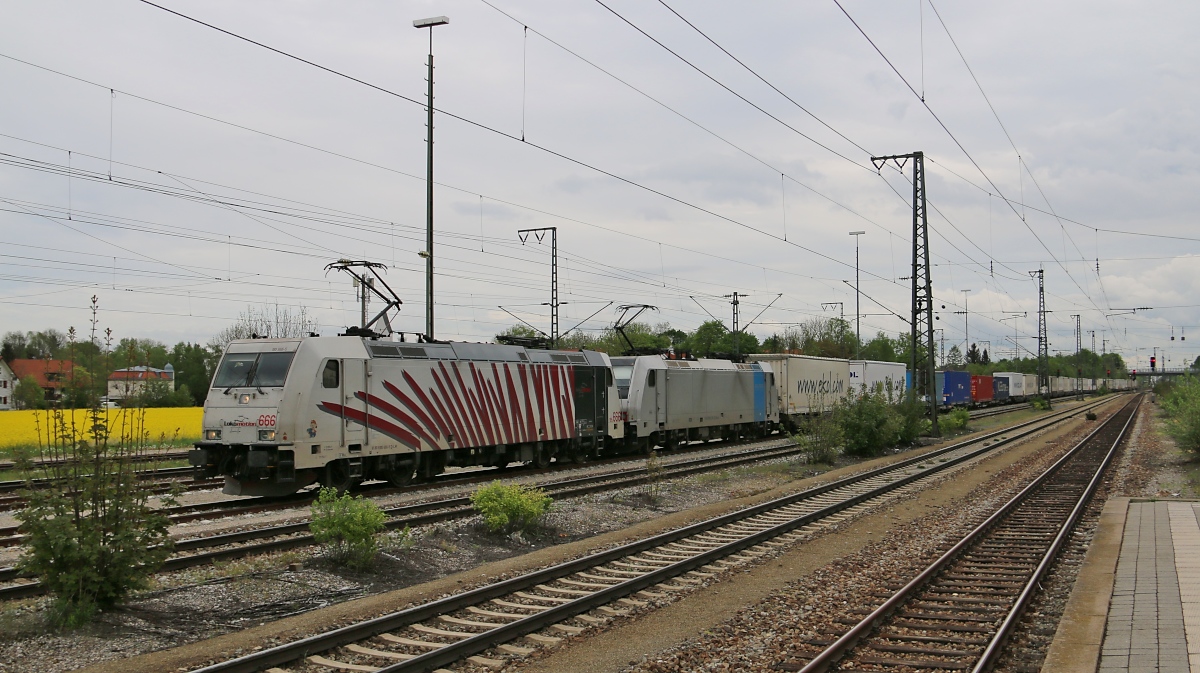 Diese Doppeltraktion aus 185 666-5 und 186 290-3 mit einem KLV-Zug konnte ich am 04.05.2015 in München-Trudering bildlich festhalten.