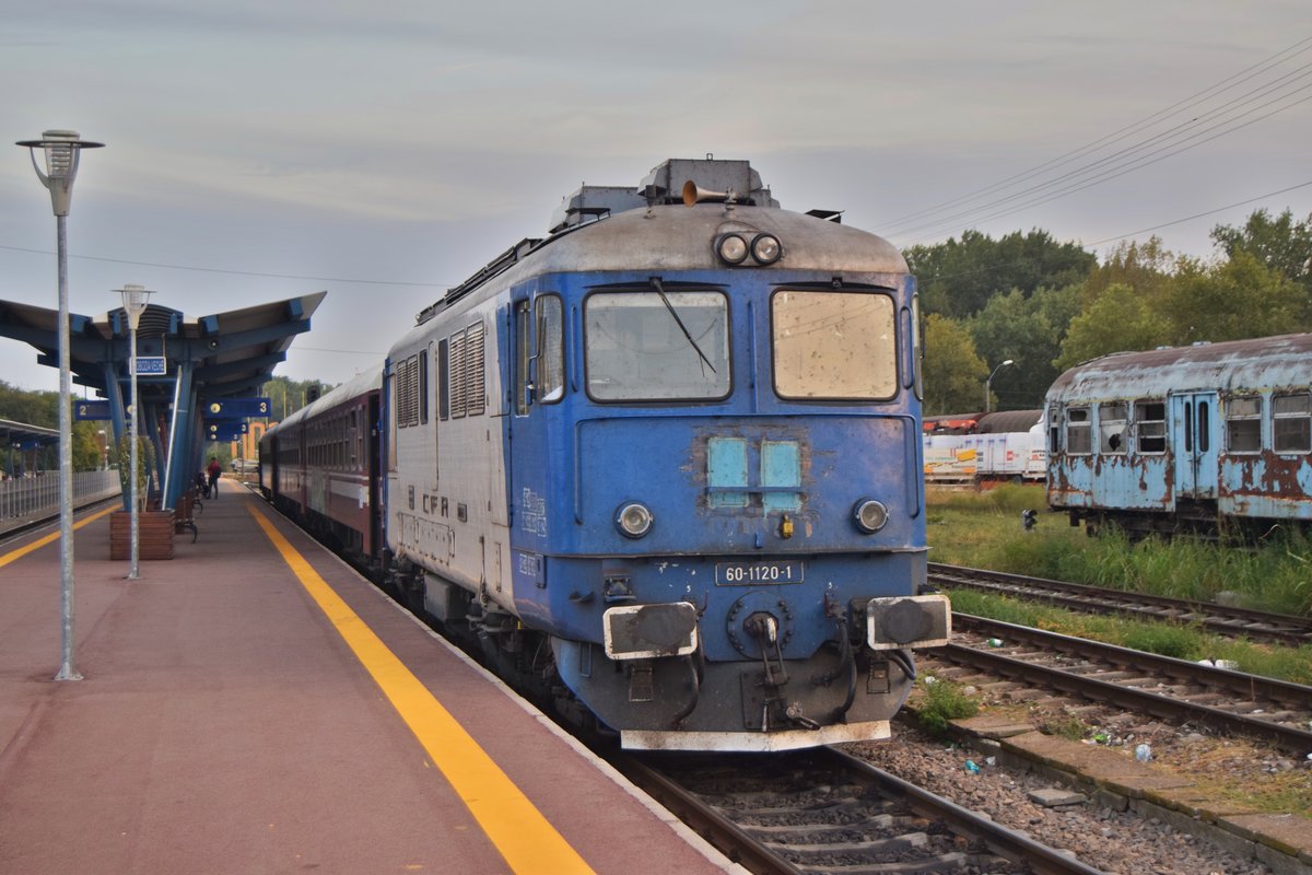 Diesellok 60-1120-1 stand am 30.09.2017 abgestellt im Bahnhof Slobozia