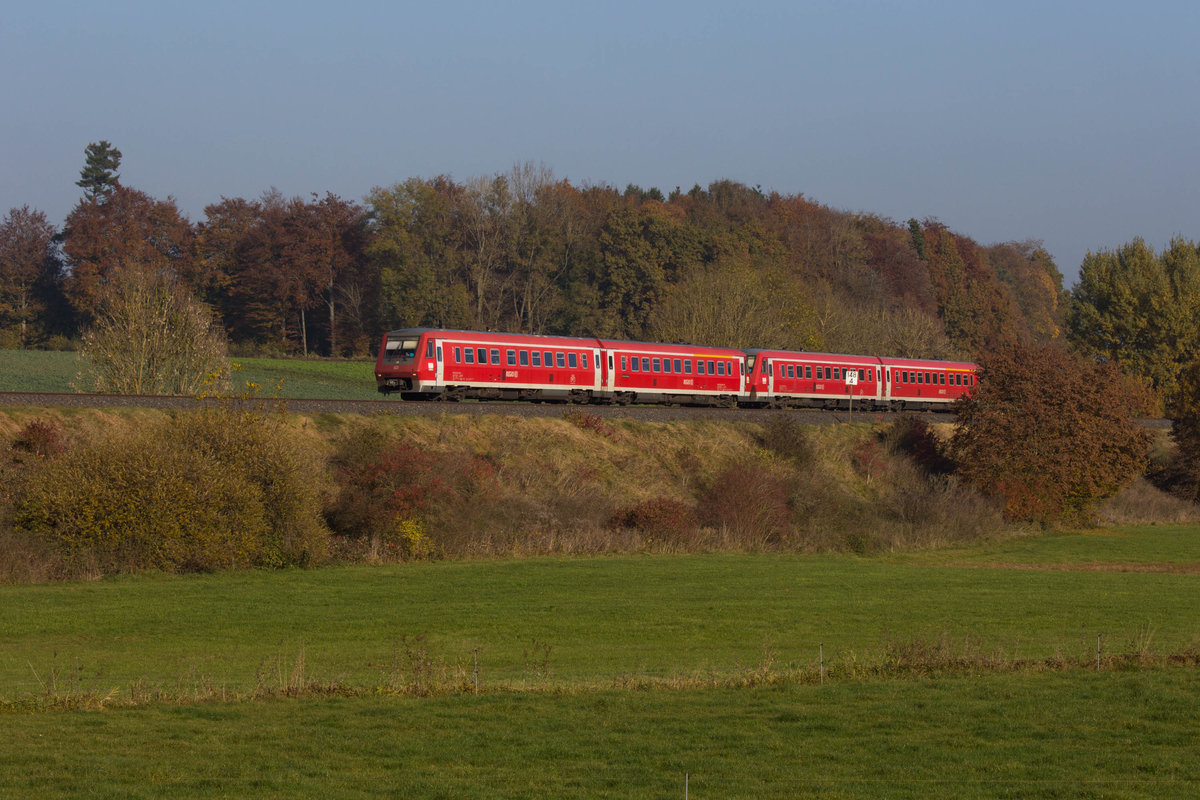 Doppeltraktion 611 043 und 46 als IRE Sprinter nach Friedrichshafen vor Bad Schussenreid. 30.10.16