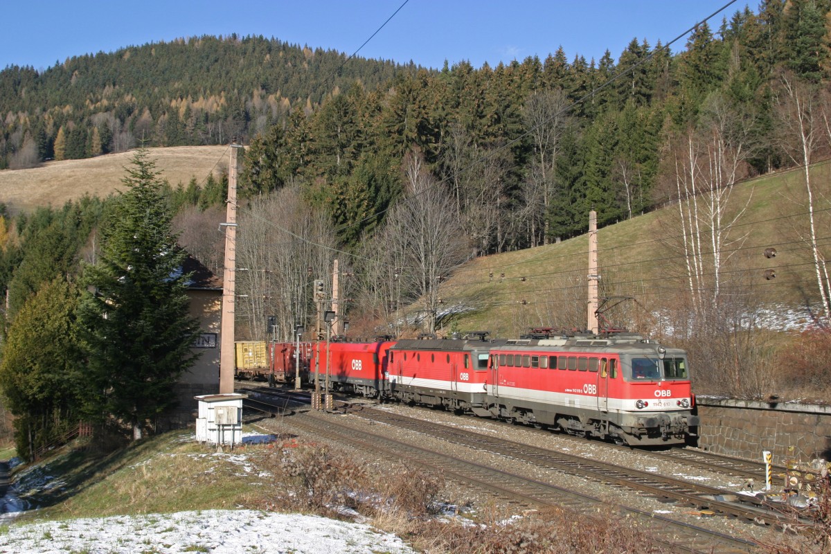 Dreifachbespannung am G-54056 in Breitenstein durch 1142.610+1144.270+1116 am 28.11.15