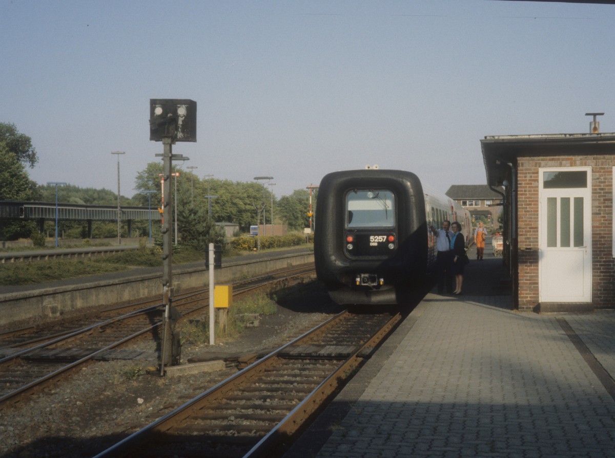 DSB IC-Zug (Scandia-MFB 5257) Flensburg am 26. Juli 1992.