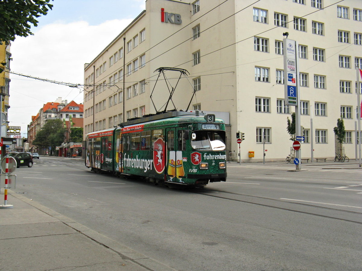 Duewag 6-achser Nr. 39 der Innsbrucker Verkehrsbetriebe (ex-Bielefeld) als Linie 3 am 20.9.2008 in Innsbruck in der Salurnerstraße