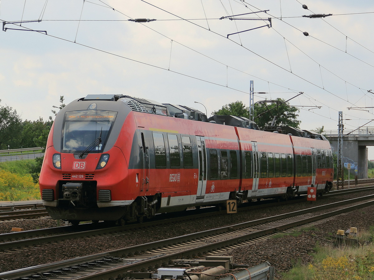 Durchfahrt 442 126 mit 442 626 als RB 22 von Potsdam nach Flughafen Berlin Schönefeld am 27. August 2017.