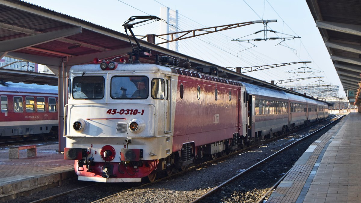 E-Lok 45-0318-1 am 24.01.2018 im Nordbahnhof Bukarest