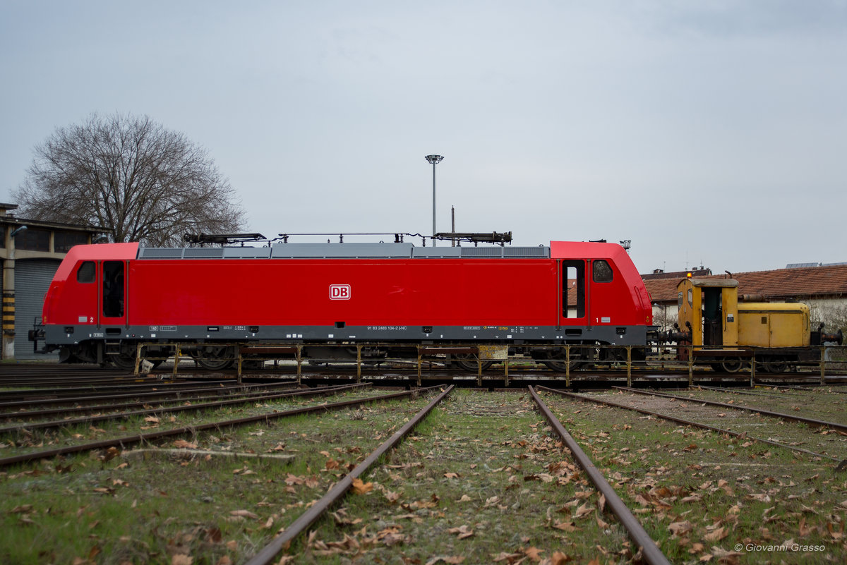 E483 104 DB CARGO ITALIA 21/03/2018 - ASTI OFFICINE TIBER.CO (Authorization for photos left by the workshop management TIBER.CO)