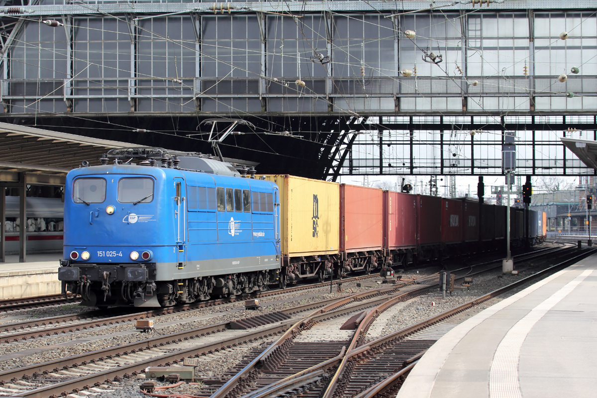EGP 151 025-4 durchfährt Bremen Hbf. 10.4.2018