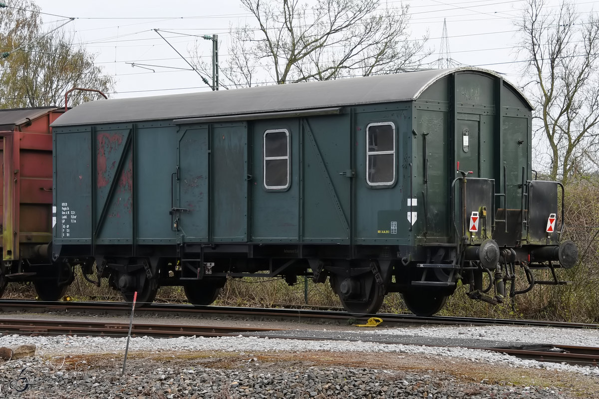 Ein Güterzuggepäckwagen vom Typ Pwghs 54 im Eisenbahnmuseum Bochum-Dahlhausen. (April 2018)