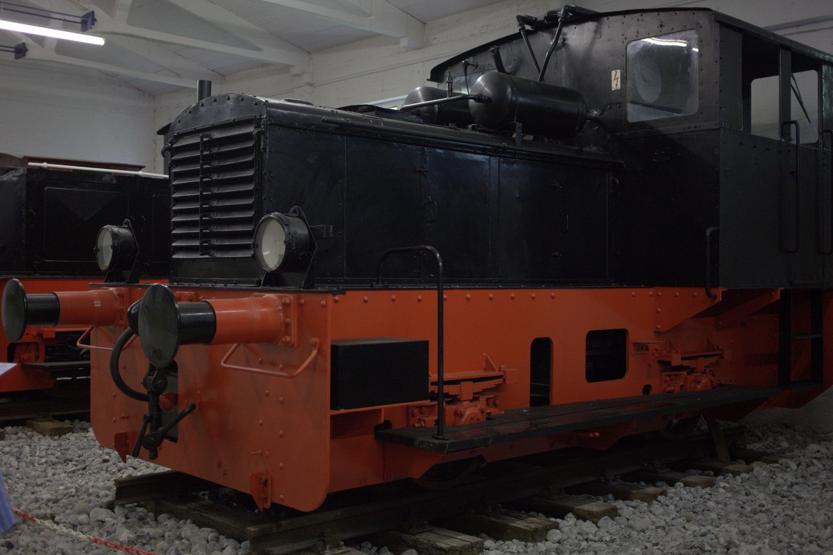 ein der zahlreichen Kleinlokomotiven in Prora.08.07.2015 12:11 Uhr.