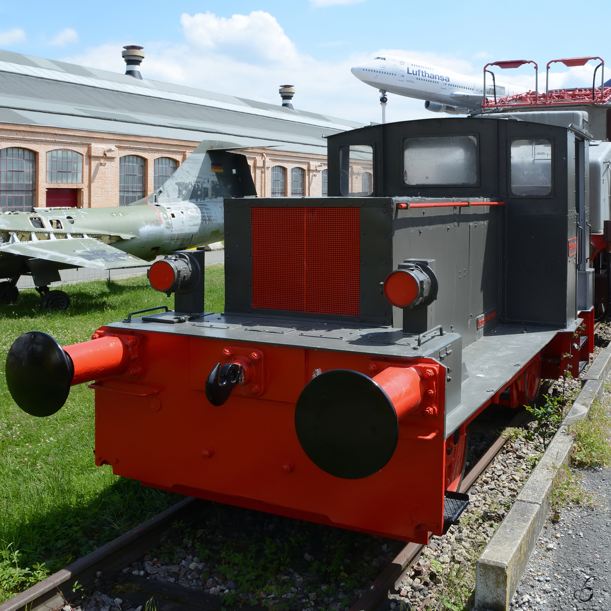 Eine Diesellokomotive DEMAG M 50 von 1940 im Technik-Museum Speyer. (Juni 2014)