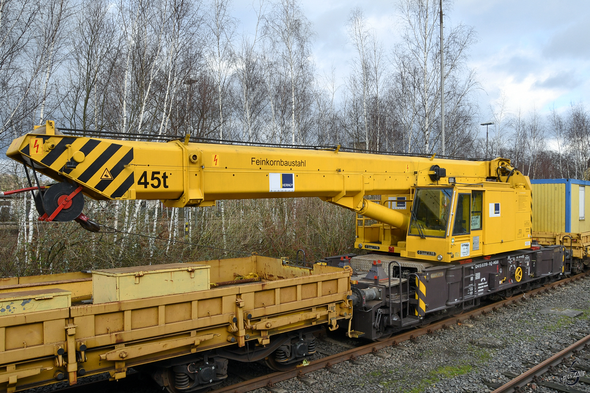 Eine Gleisbaukran Gottwald GS 40.08 T in Hattingen. (Januar 2018)