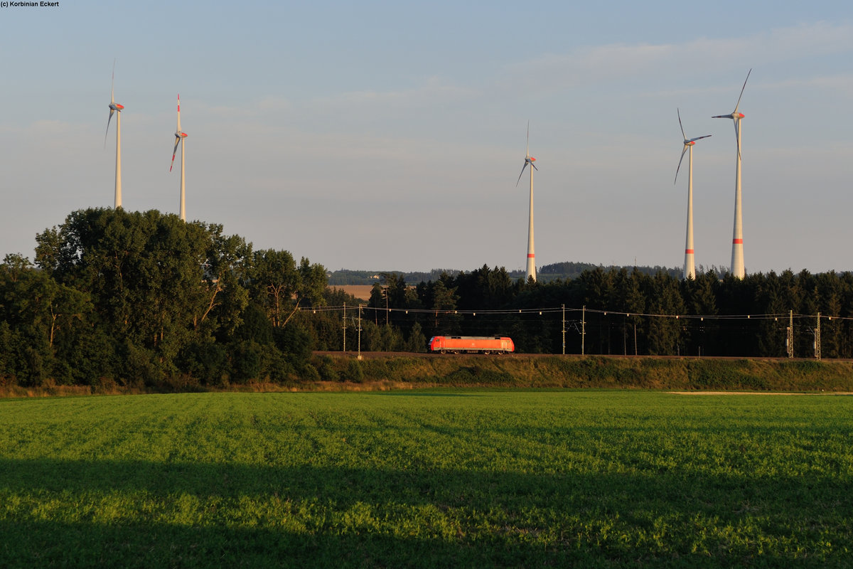 Eine unbekannt gebliebene 152 auf dem Weg nach Hof beim letzten Licht in Unterhartmannsreuth, 16.08.2016