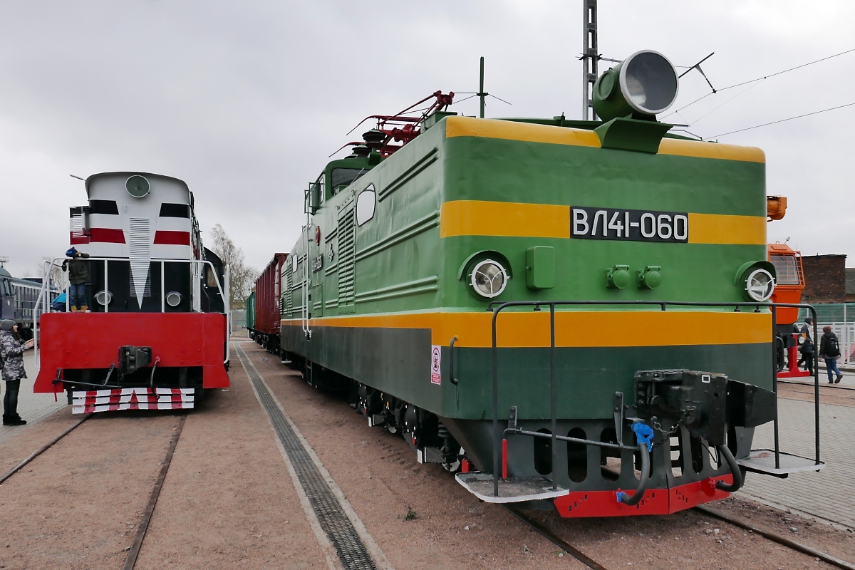 Elok ВЛ41-060, im Russischen Eisenbahnmuseum in St. Petersburg, 4.11.2017