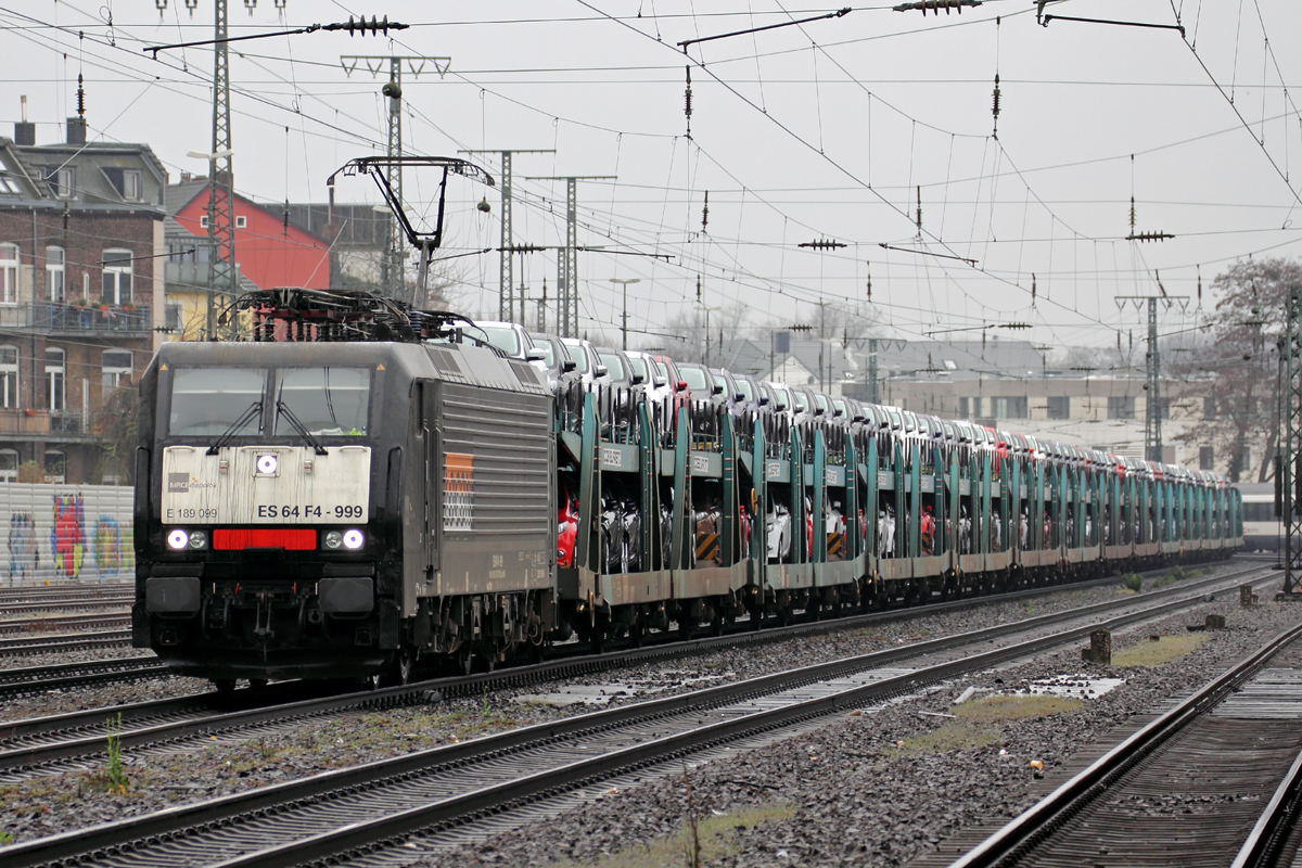 ES 64 F4-999 in Köln-West 15.3.2014