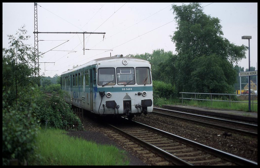 ETA 515548 fährt hier in Richtung Wanne Eickel am 26.6.1995 um 18.13 Uhr in Bochum - Nokia ein.
