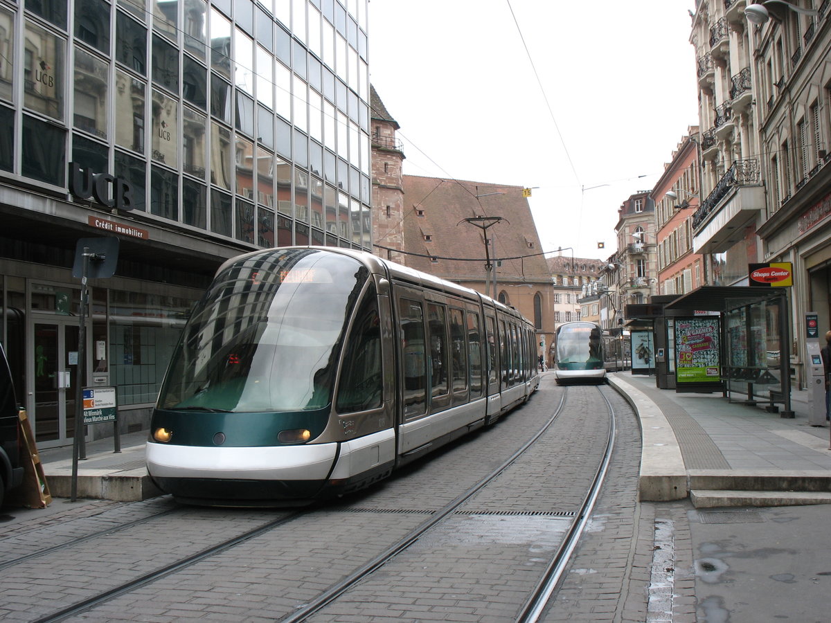 Eurotram (Vorgängertyp der Alstom Citadis Straßenbahn); Straßbourg; 26.03.2009
