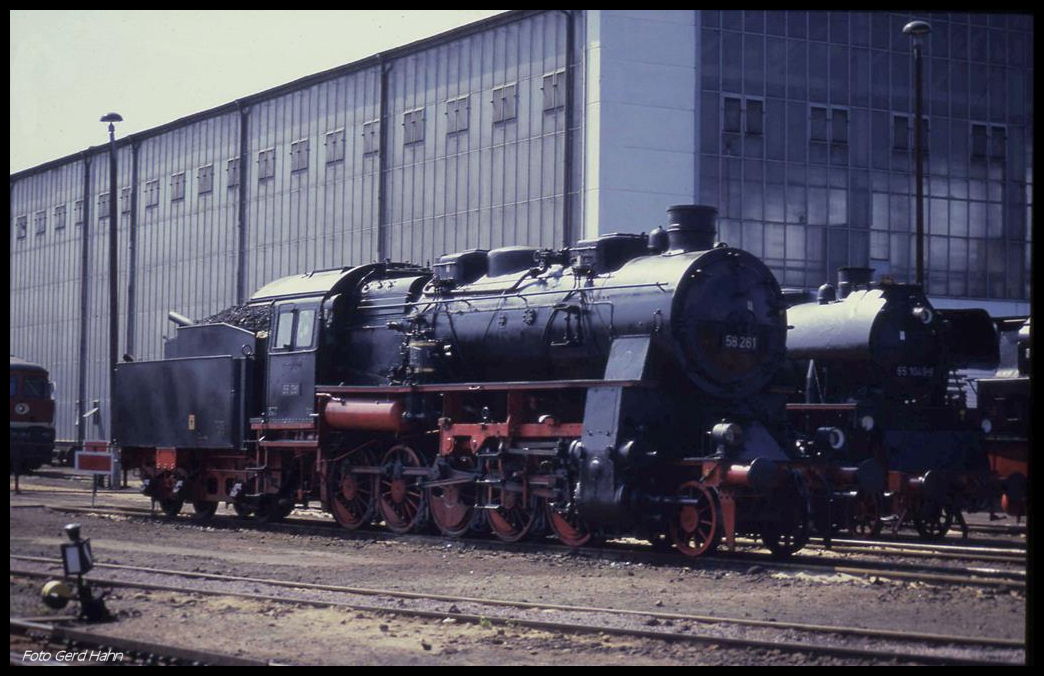 Fahrzeugschau am 26.8.1990 im BW Magdeburg: 58261