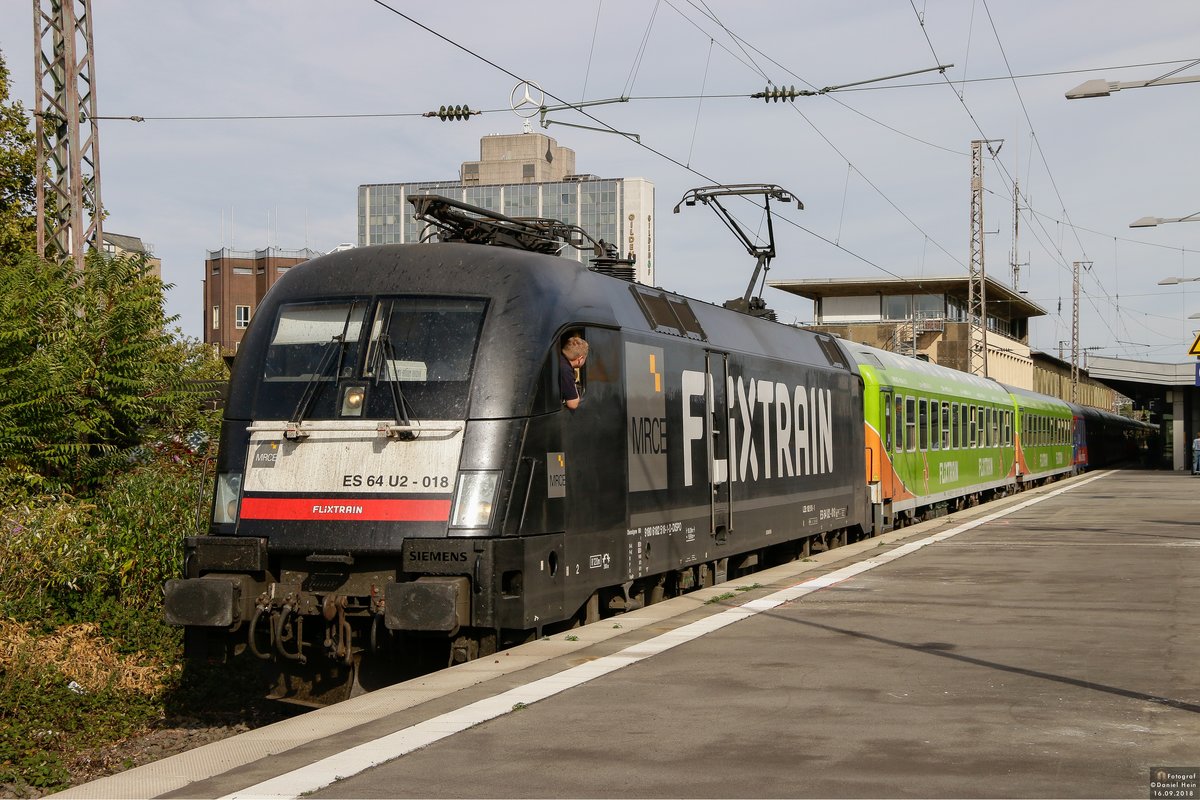 Flixtrain mit MRCE 182 518 in Essen Hbf, am 16.09.2018.