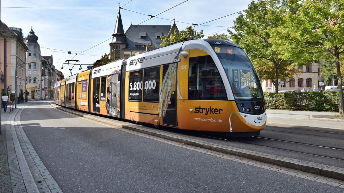 Freiburg im Breisgau - Straßenbahn CAF Urbos 307 - Aufgenommen am 16.09.2018