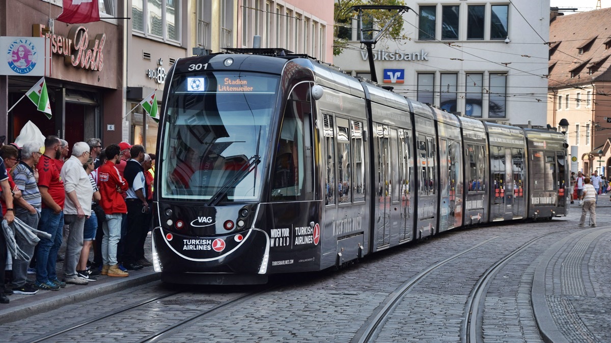 Freiburg im Breisgau - Straßenbahn CAF Urbos 301 - Aufgenommen am 16.09.2018