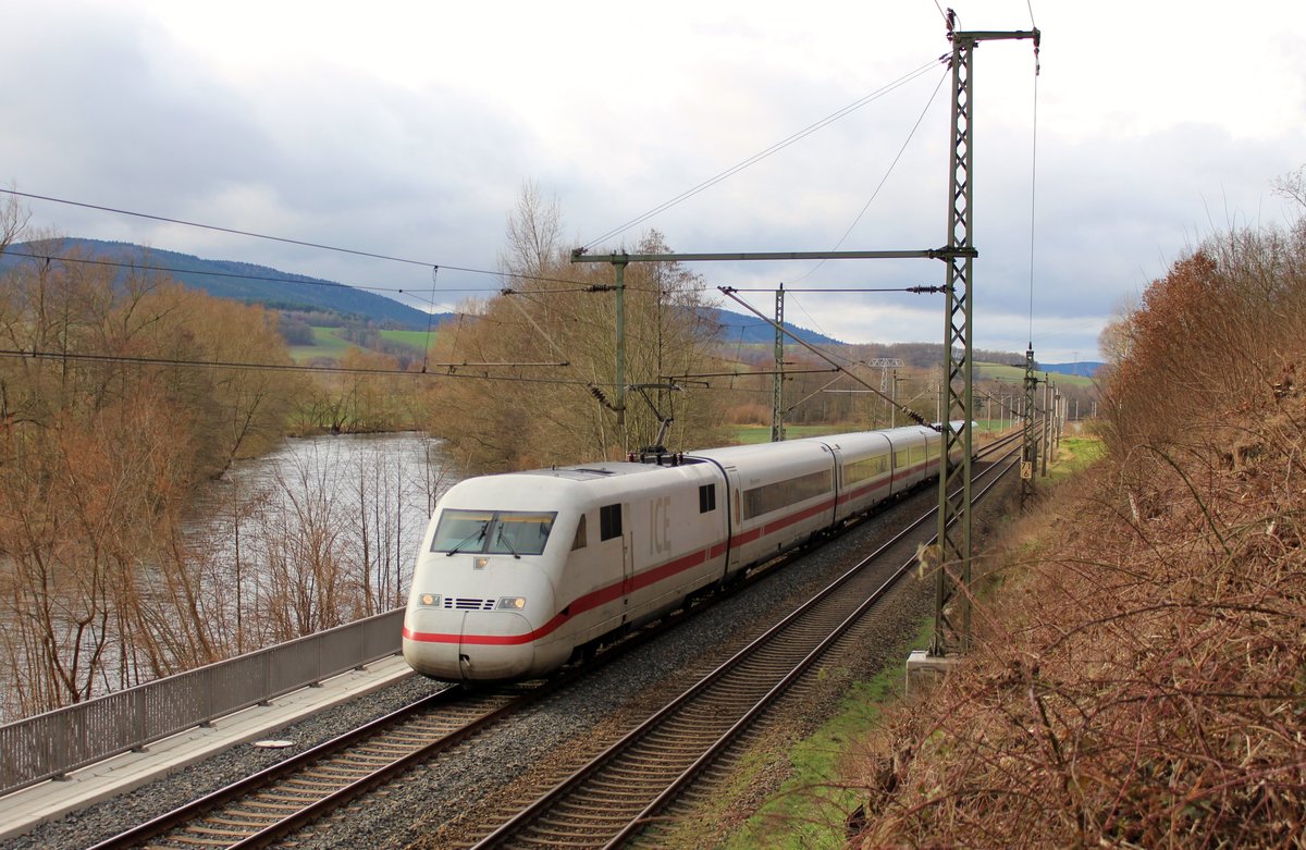 Ganz unerwartet kam 402 046 (Templin) am 28.01.18 durch Remschütz bei Saalfeld/Saale.