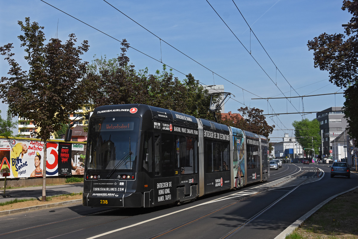 Graz

VB 238  Turkish Airlines  als Linie 7, Eggenberger Allee, 25.04.2018. 