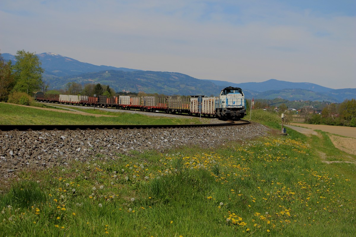 Güterzug 71383 am späten Vormittag des 18.April 2014 hat mal wieder viel zu tun. Hier zu sehen DH1700.2 EX LTE 2170.001 im  Welsberger Bogen   nächst der Haltestelle Dietmansdorf. 
