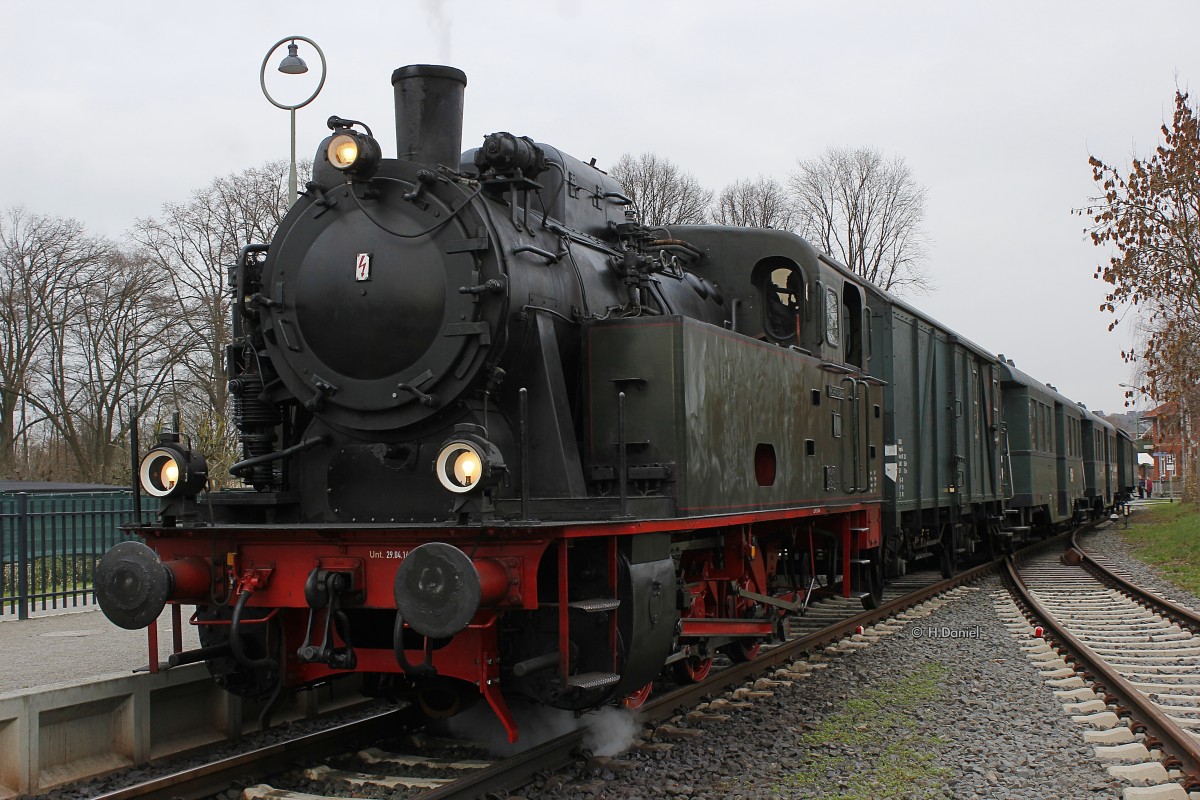 Hespertalbahn D8 Typ Knapsack am 27.12.2015 in Essen Kupferdreh.