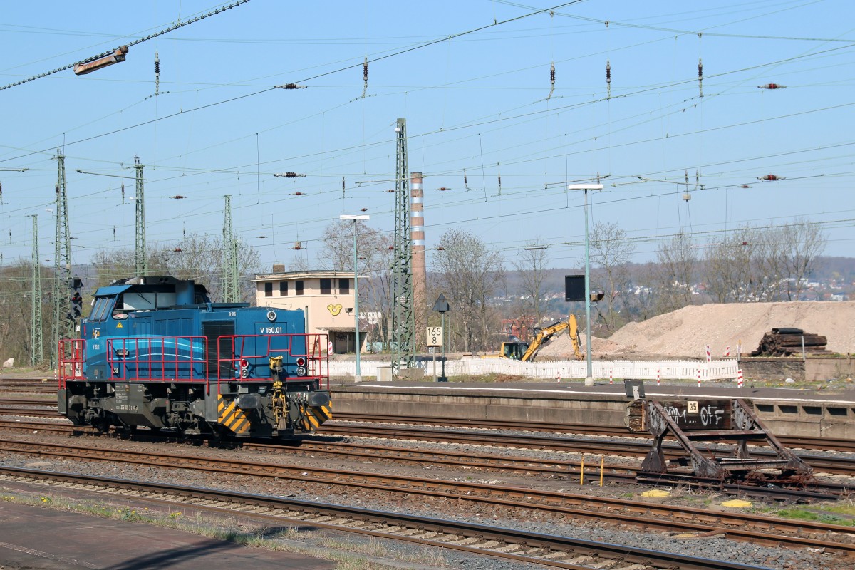 Heute entdeckt im Vorfeld des Hauptbahnhofes in Kassel (Foto entstand vom Bahnsteig aus): die V 150.01 (G 1206) der Hessischen Güterbahn (15.4.2015).