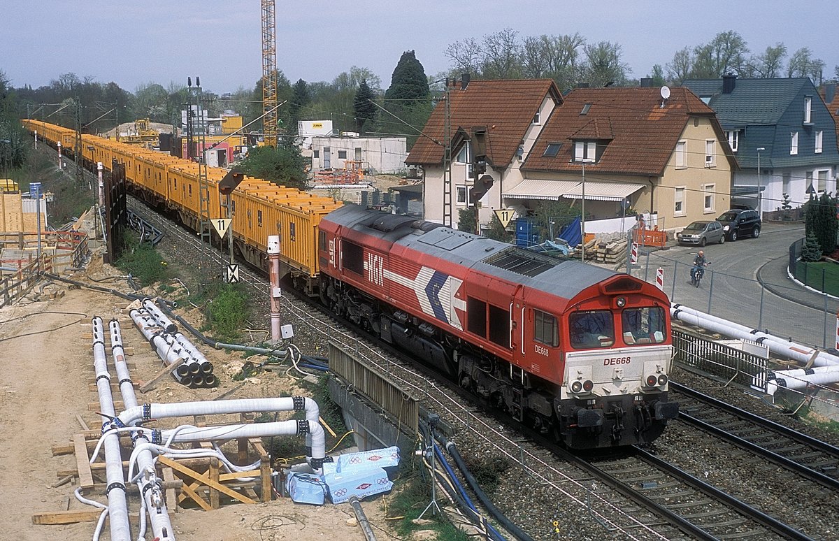 HGK DE 668  bei Rastatt  31.03.17