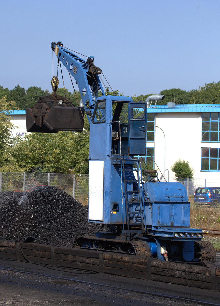 Hier wird die Kohle genäßt, somit entsteht  bei der Beladung der Tender weniger Staub. 14.07.2018 10:05 Uhr. Wernigerode