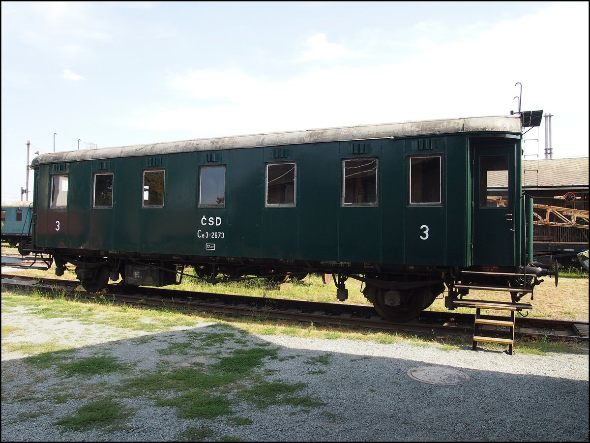 Historische ČSD Wagen Ce3-2673 (Wagenfabrik Ringhoffer 1937) in Eisenbahn Museum Jaromer am 2. 8. 2018.