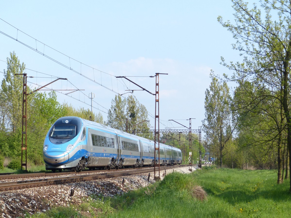 Hochgeschwindigkeitszüge in Polen. Mit der Zuggattung Express Intercity