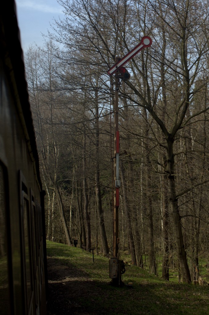 Hp1 für den P 313 von Oybin nach Bertsdorf. 12.04.2015  15:11 Uhr.