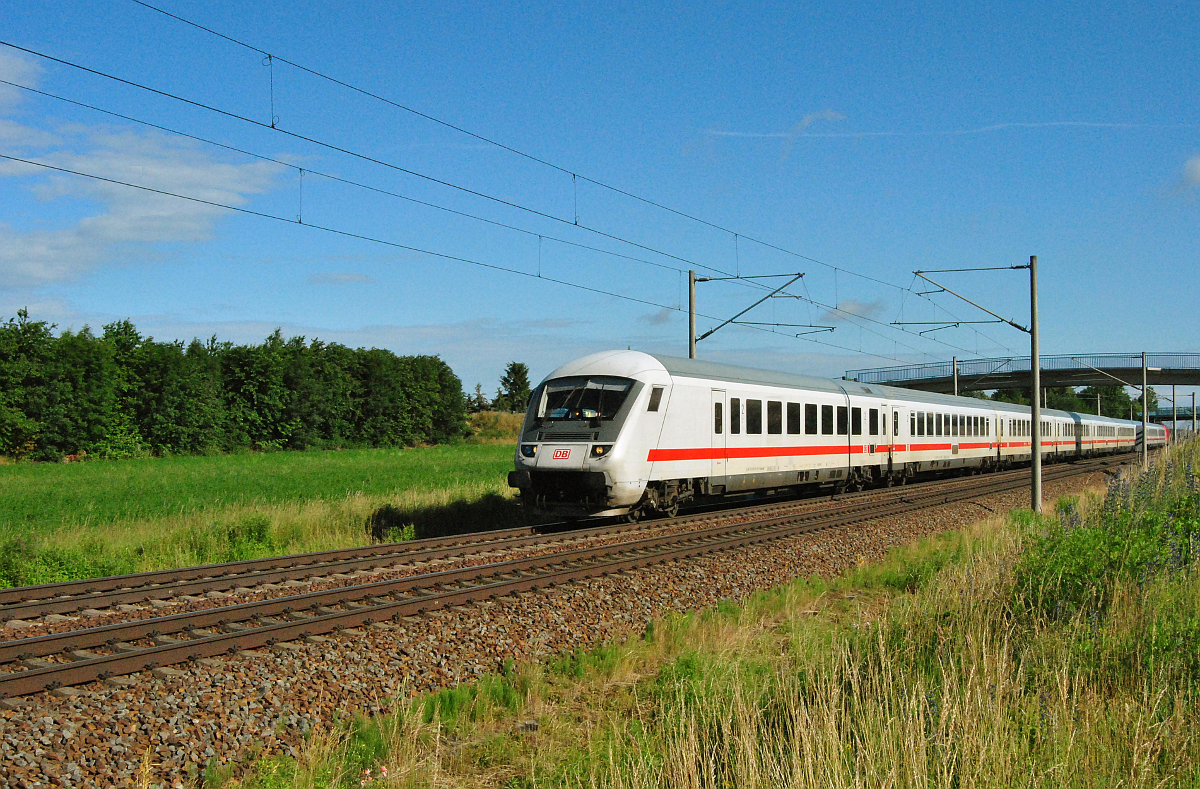 IC 2181 von BerlinGesundbrunnen nach Leipzig Hbf, am 18.06.2016 in