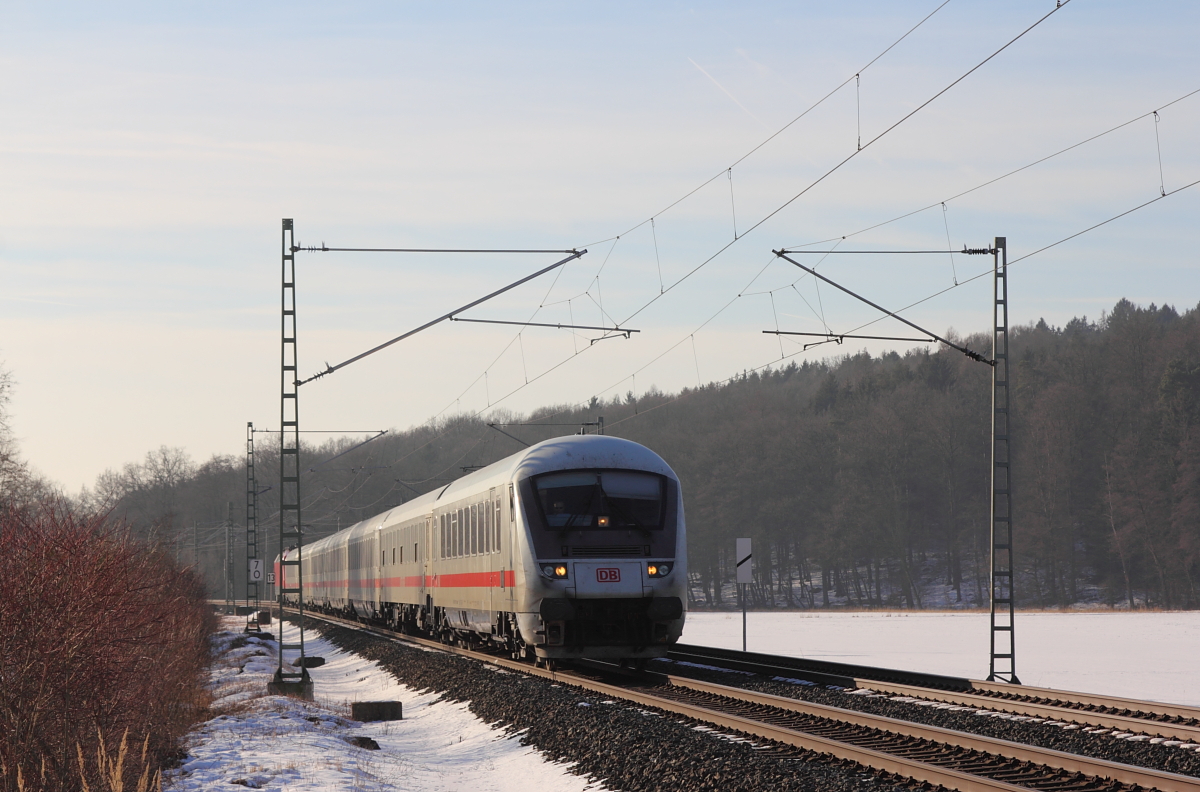 IC 2300 bei Oberlangenstadt am 19.01.2017.