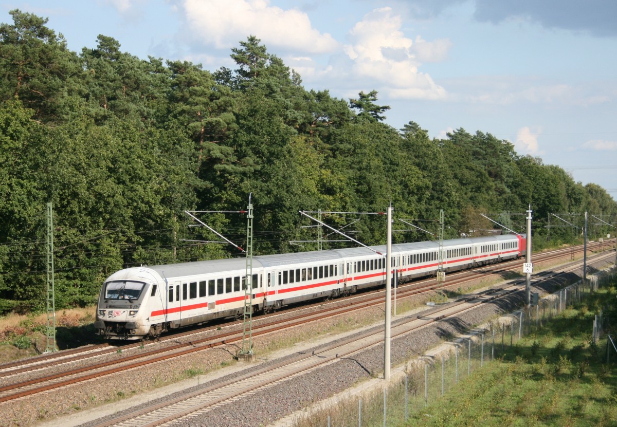 IC 2372 (Frankfurt [Main] Hbf–Stralsund Hbf) am 27.08.2014 zwischen Bardowick und Radbruch