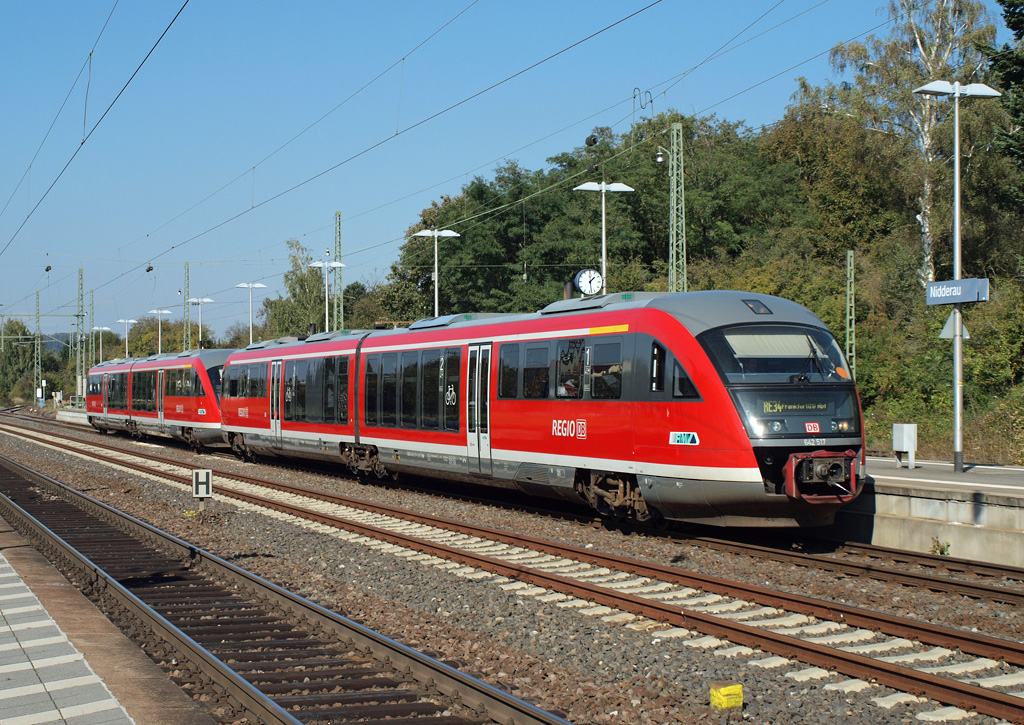 Im Bahnhof Nidderau, ehemals HeldenbergenWindecken, kommt am 04.10.
