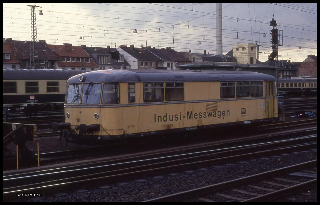 Indusi Messwagen 728001 am 16.3.1994 im HBF Münster (Westf.)