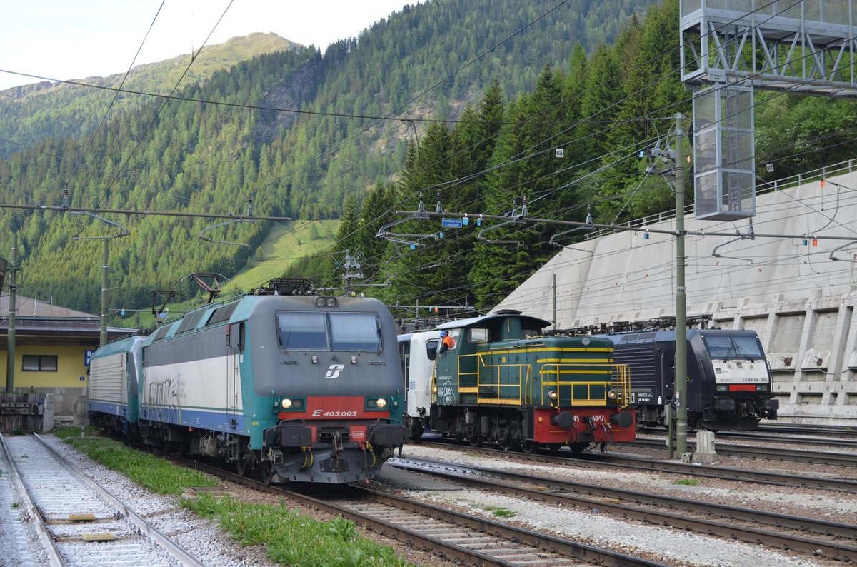 Italien: E405.003 / 405 003-1 & 412 001-6 in Brennero/Brenner 03.06.2017